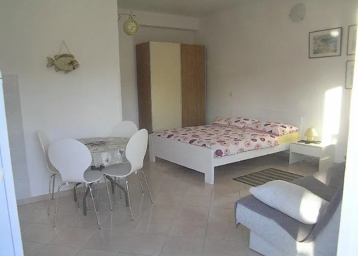 Apartman Deda