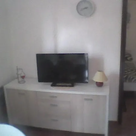 Apartman Deda