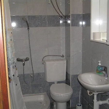 Apartment Deda *